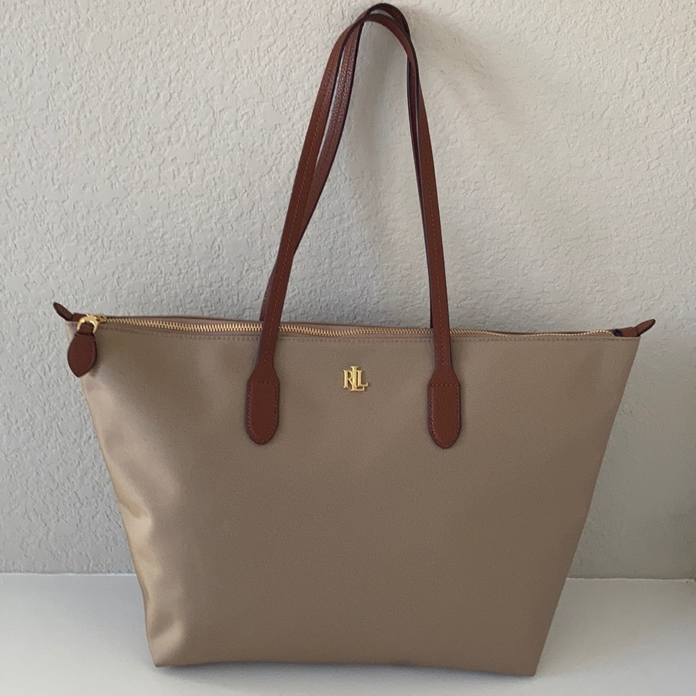 NWOT Ralph Lauren Top Zip Canvas Tote/Shou…